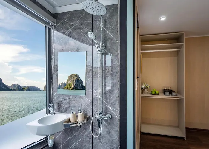 Mystique Cruise Hạ Long
